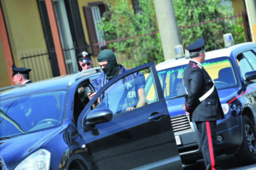 Ndrangheta A Caselle I Carabinieri Del Ros Arrestano Una Persona Video