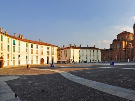 VENARIA - Accordo Regione-Comune: nuova vita per l'Esedra e 20 nuovi alloggi di edilizia sociale