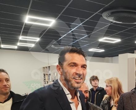 VENARIA - Il campione della Juventus e della Nazionale Gigi Buffon in cittá per l'inaugurazione di una azienda - FOTO