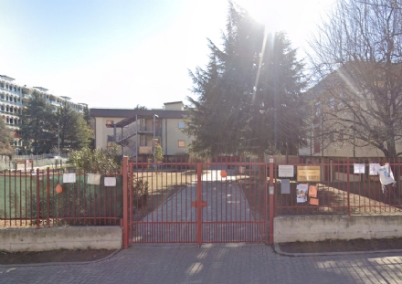 RIVOLI - Infiltrazioni alla scuola «Makarenko». FdI: «Indispensabile intervento urgente»