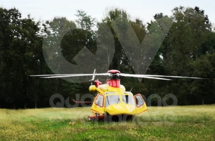 INCIDENTE A VAL DELLA TORRE - Perde il controllo del parapendio e si schianta al suolo: ferito