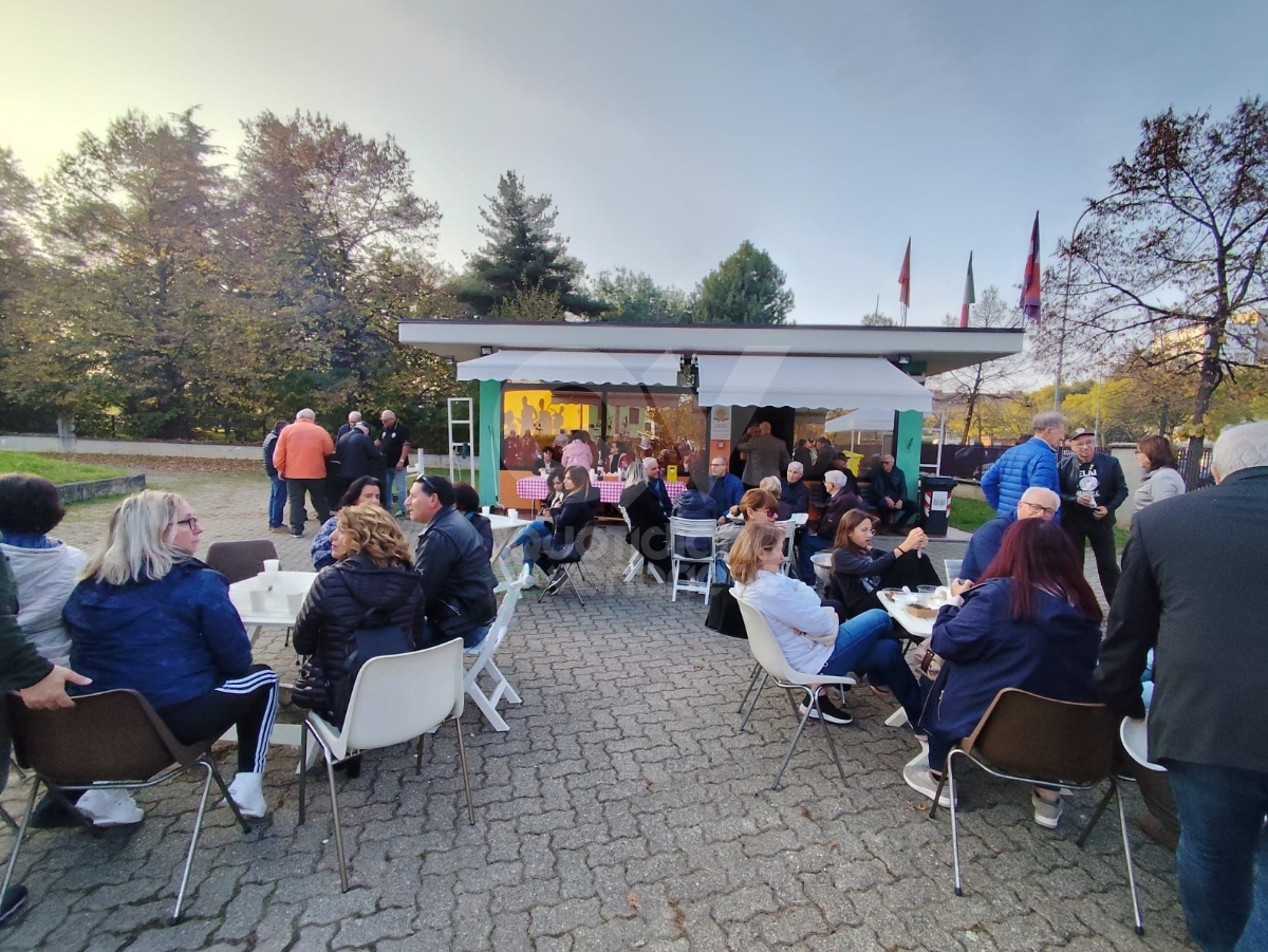 VENARIA - Grande festa per la Castagnata del Vespa Club - FOTO