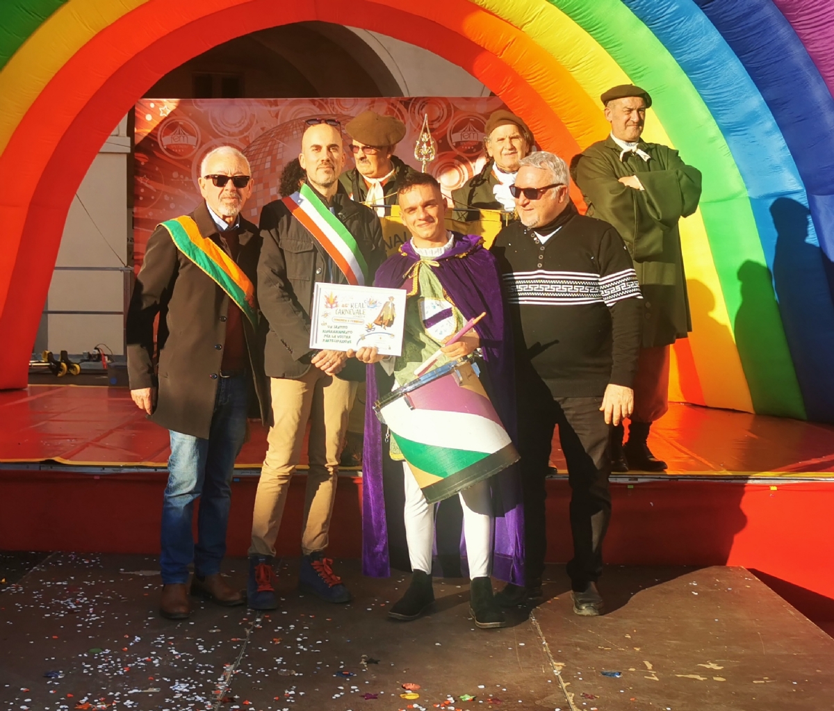 VENARIA - Musica, coriandoli e tanto divertimento: successo per il «Real Carnevale» - FOTO