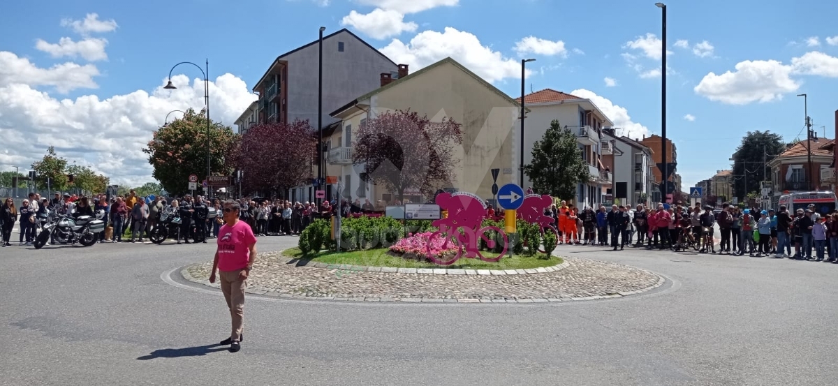 GIRO D'ITALIA A VENARIA - Riviviamo le emozioni della «Grande Partenza» - TUTTE LE FOTO