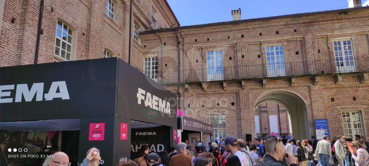 GIRO D'ITALIA A VENARIA - Riviviamo le emozioni della «Grande Partenza» - TUTTE LE FOTO