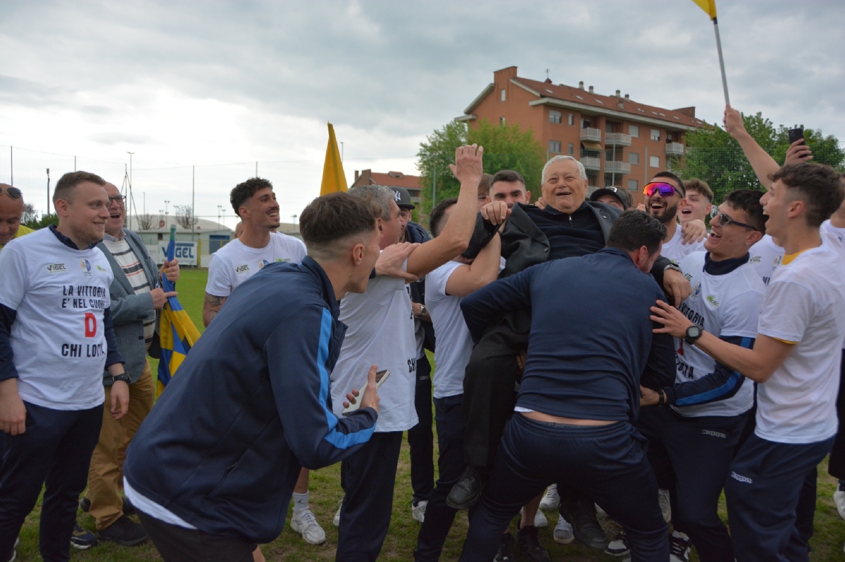 CALCIO - Un punto per la grande festa: IL BORGARO NOBIS E' IN SERIE D - LE FOTO