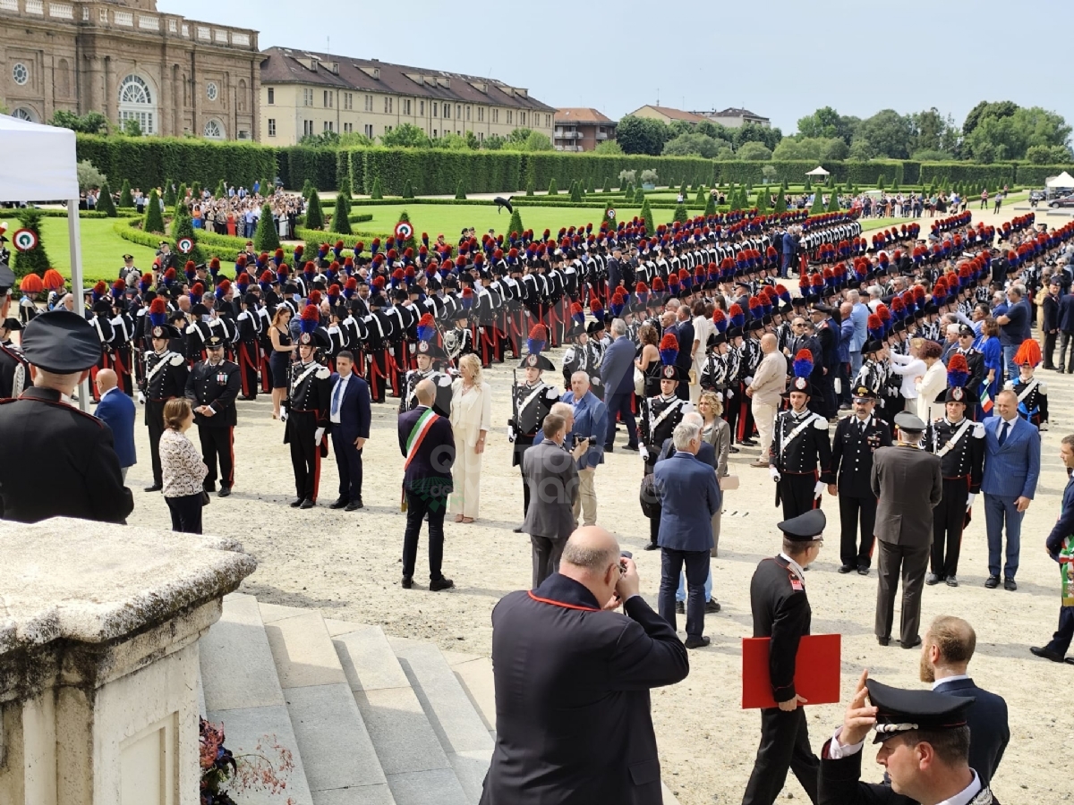 VENARIA - Emozione per il Giuramento degli Allievi Carabinieri in Reggia - FOTO E VIDEO