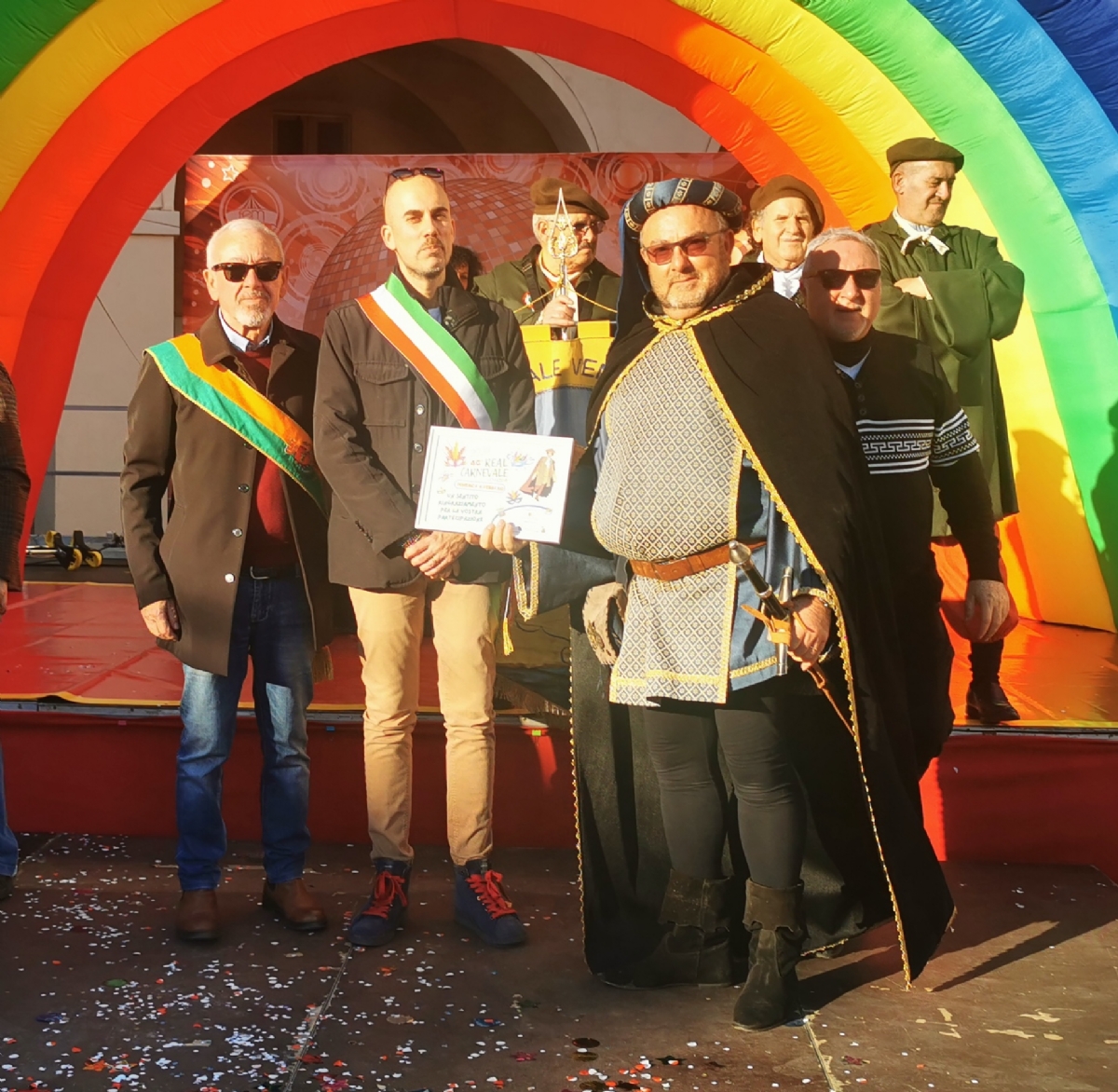 VENARIA - Musica, coriandoli e tanto divertimento: successo per il «Real Carnevale» - FOTO