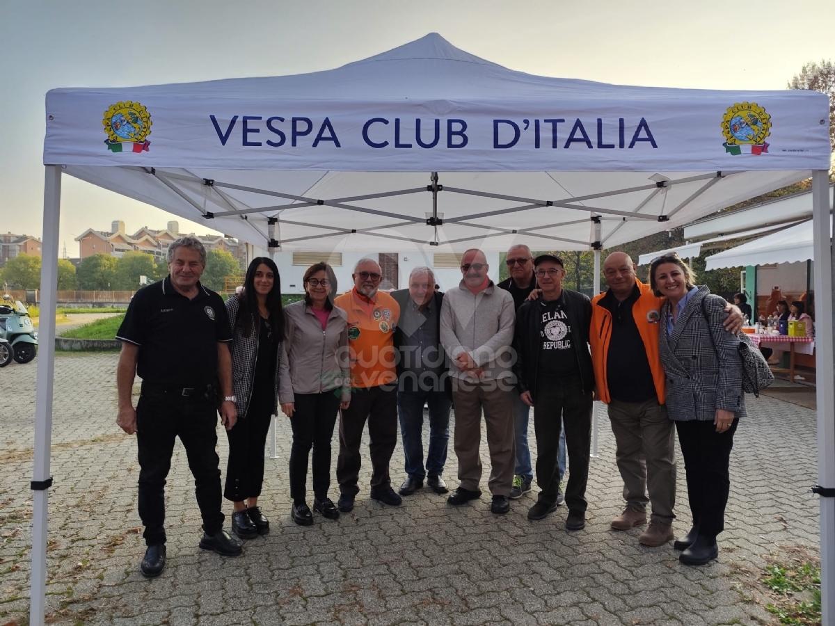 VENARIA - Grande festa per la Castagnata del Vespa Club - FOTO