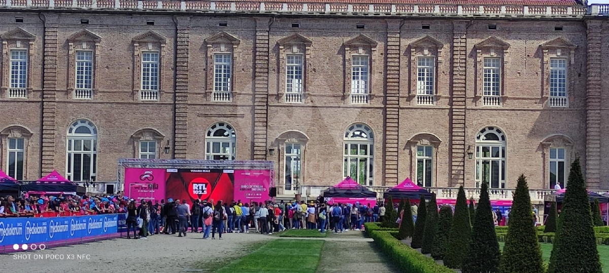 GIRO D'ITALIA A VENARIA - Riviviamo le emozioni della «Grande Partenza» - TUTTE LE FOTO