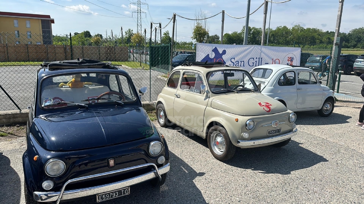 SAN GILLIO - Successo per il raduno delle auto storiche alla Bizzarria - FOTO