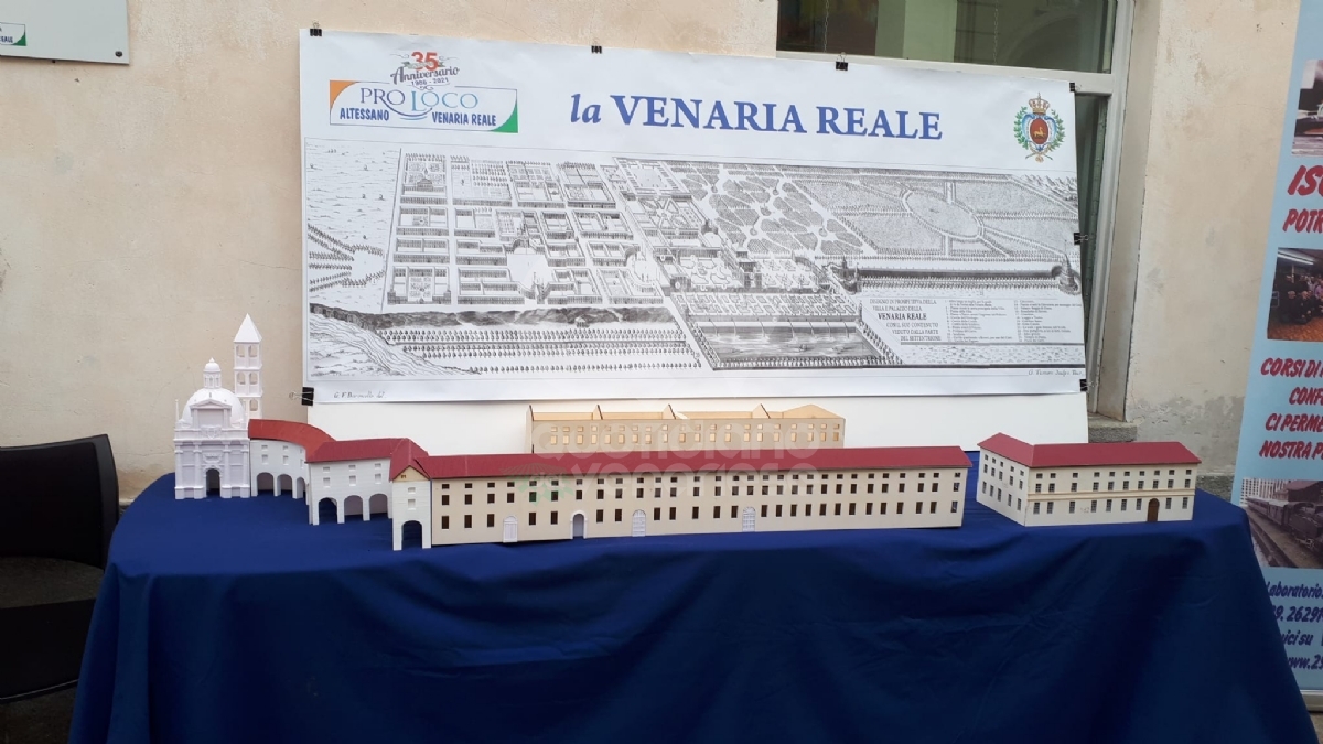 VENARIA - La storica Via Maestra diventa un modellino grazie ai «296 Model» - FOTO