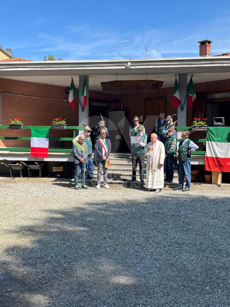 VENARIA - Buon compleanno Alpini: 98 anni per le «Penne Nere» venariesi - FOTO