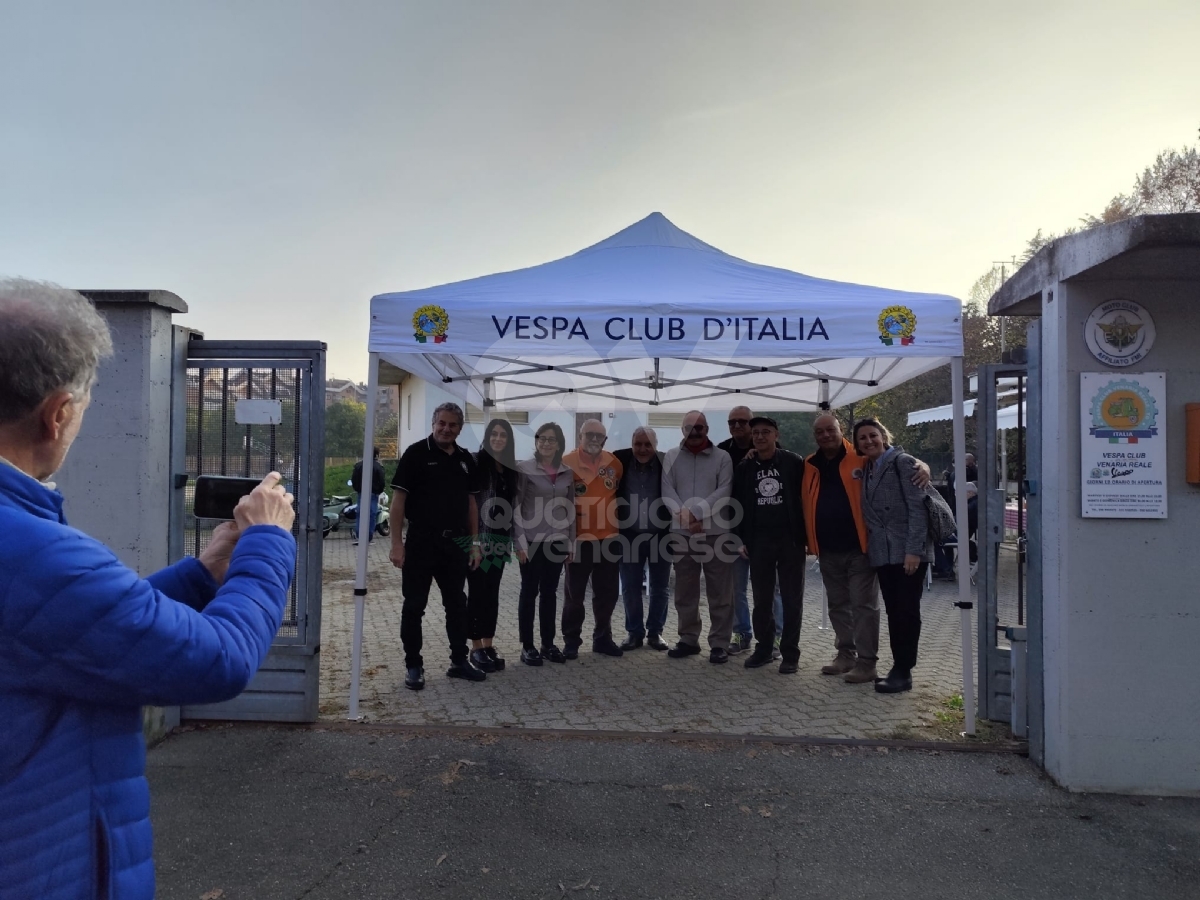 VENARIA - Grande festa per la Castagnata del Vespa Club - FOTO