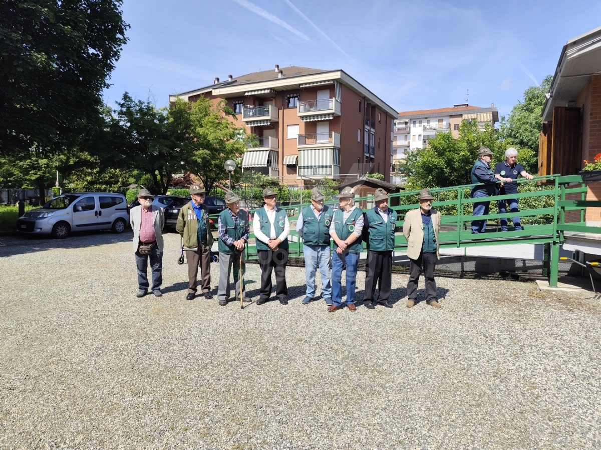 VENARIA - Buon compleanno Alpini: 98 anni per le «Penne Nere» venariesi - FOTO