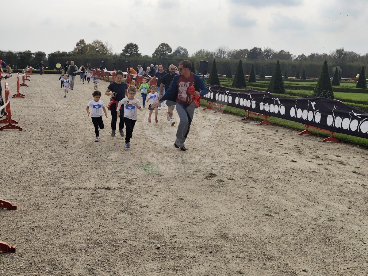 VENARIA - Oltre 300 giovani protagonisti de «La Corsa del Principino» in Reggia - FOTO