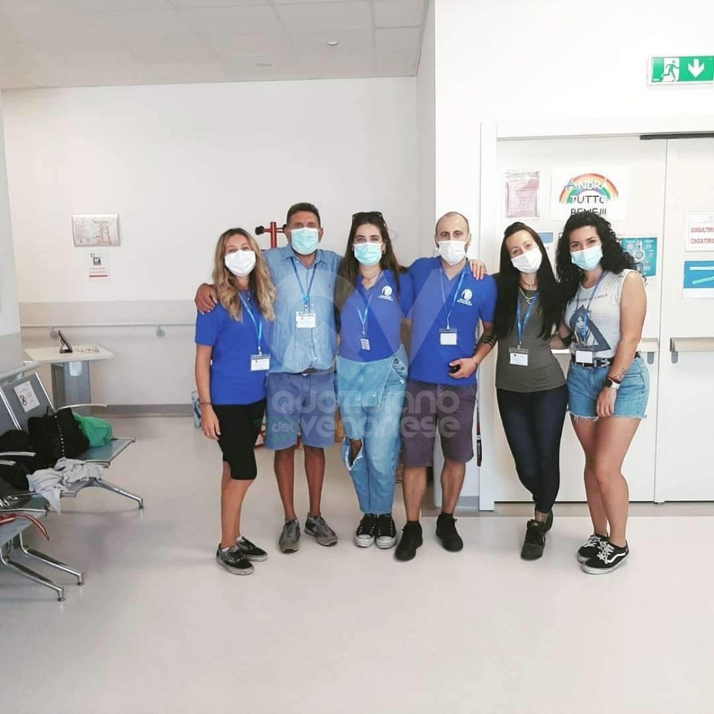 SAVONERA-VENARIA - L'ambulatorio pediatrico dipinto dai volontari dell'Associazione Savonera - FOTO