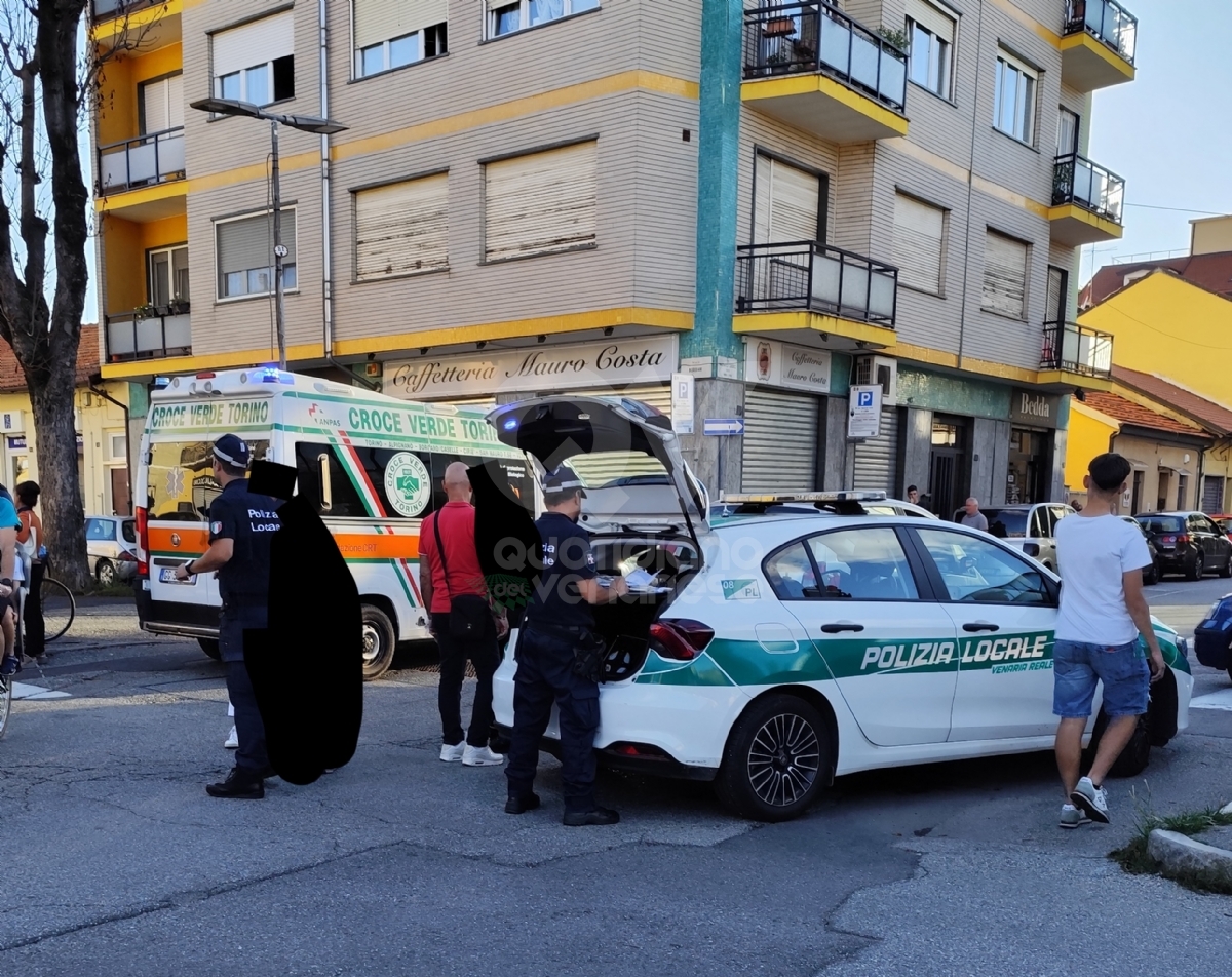 INCIDENTE A VENARIA - Scontro auto-bici: 13enne finisce in ospedale - FOTO