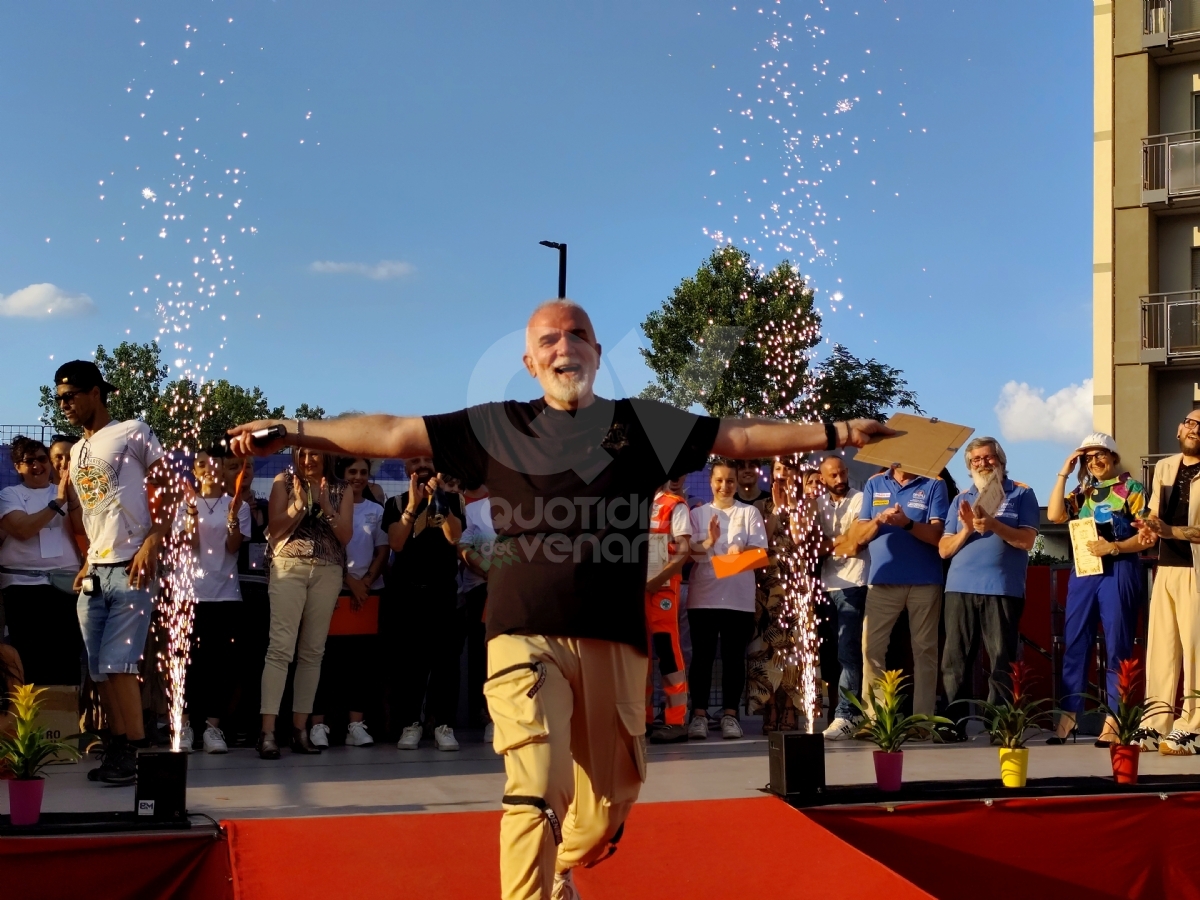 VENARIA - Moda, inclusione e solidarietà: il successo della sfilata in favore del Regina Margherita - FOTO