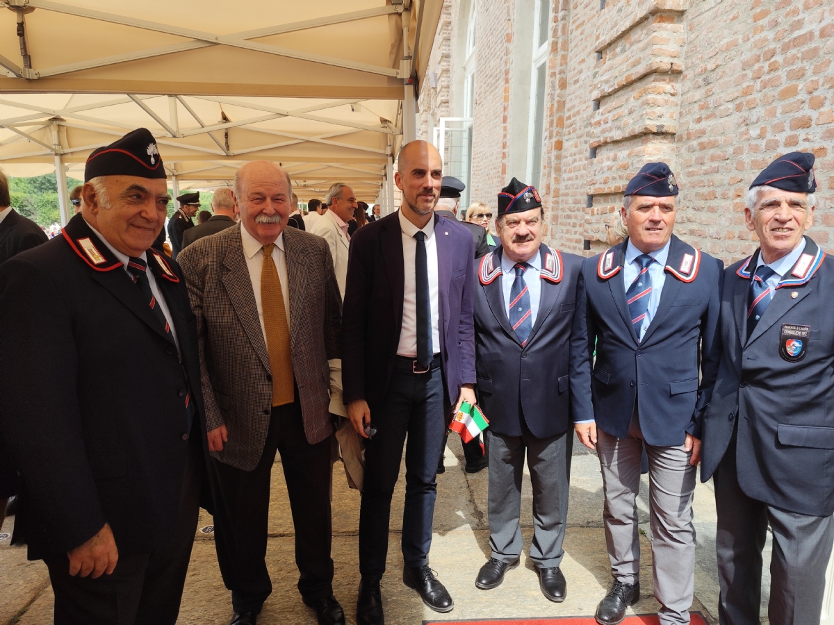 VENARIA - Emozione per il Giuramento degli Allievi Carabinieri in Reggia - FOTO E VIDEO