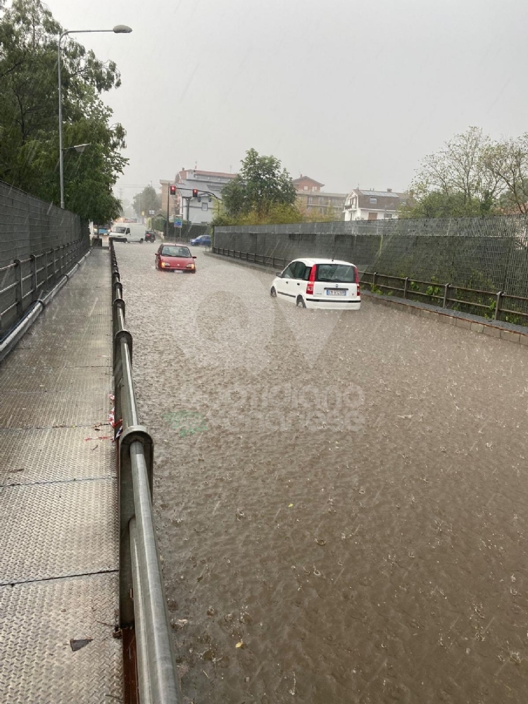 MALTEMPO - Allagati sottopassi a Collegno e Mappano, chiusi gli svincoli per la statale 24 - FOTO