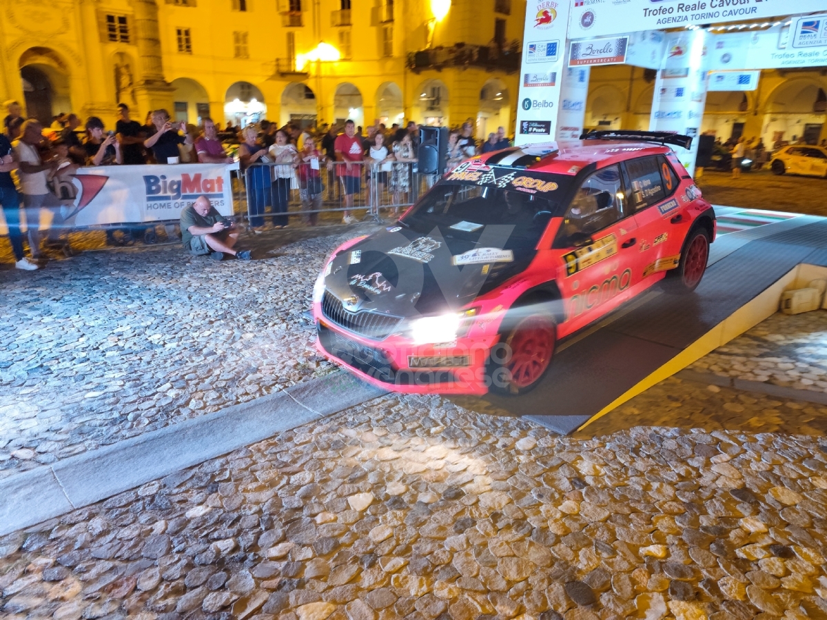 VENARIA - In Città la magia del Rally: tantissimi i curiosi e gli appassionati - FOTO