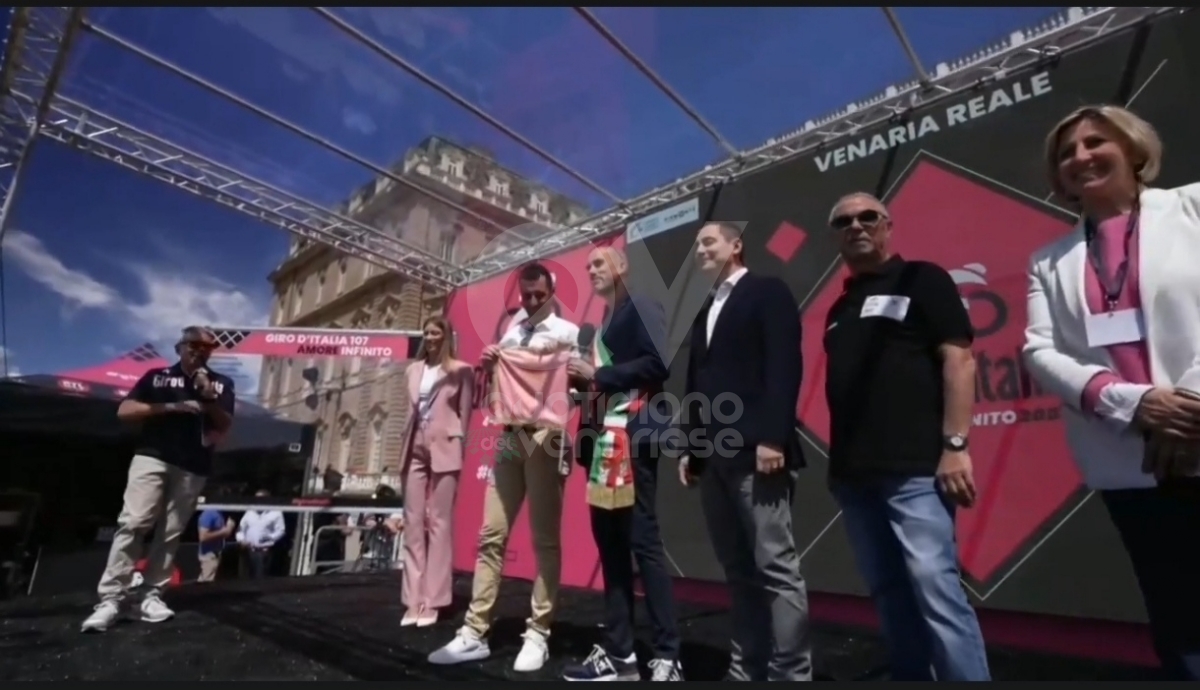 GIRO D'ITALIA A VENARIA - Una grande festa per la «Grande Partenza» - FOTO E VIDEO