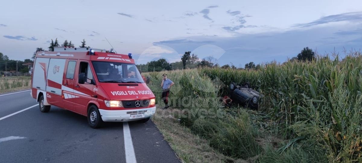 INCIDENTE SULLA 460 - Perde il controllo dell'auto e finisce fuori strada: ferito 49enne di BORGARO - FOTO