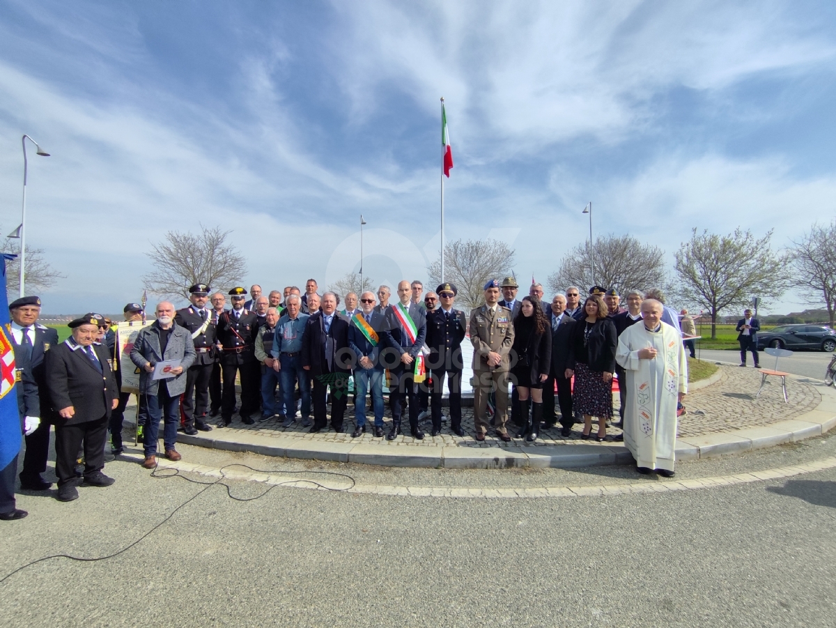 VENARIA - Taglio del nastro per la «Rotonda dei Centenari» in viale Faccioli - FOTO