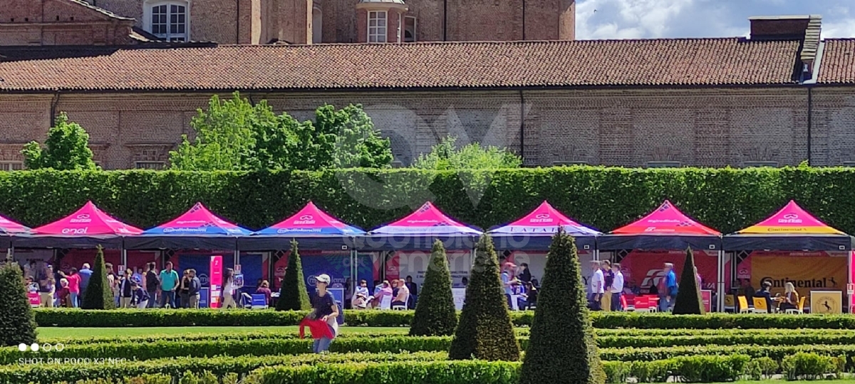 GIRO D'ITALIA A VENARIA - Riviviamo le emozioni della «Grande Partenza» - TUTTE LE FOTO