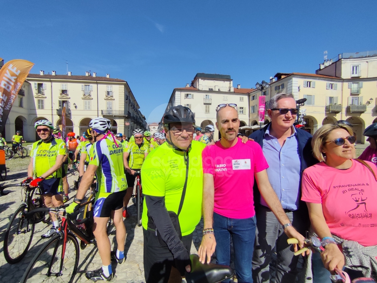 VENARIA-DRUENTO - Grande successo per la «Pedalata in Rosa» - FOTO