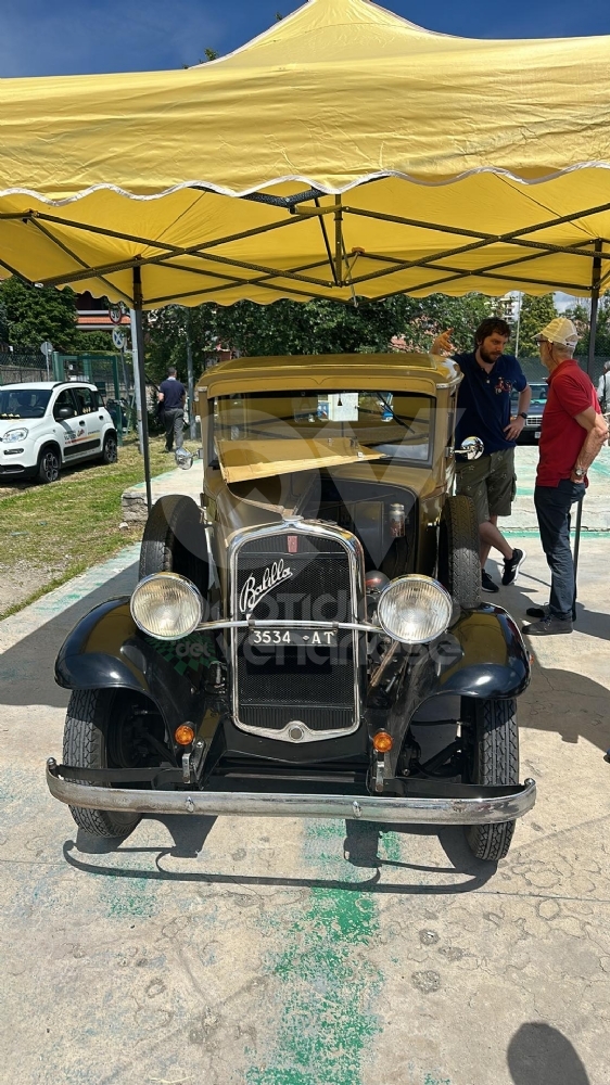 SAN GILLIO - Successo per il raduno delle auto storiche alla Bizzarria - FOTO