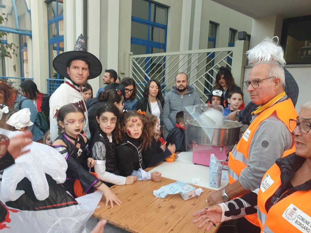 VENARIA-COLLEGNO-SAVONERA-DRUENTO-BORGARO - Halloween: «Dolcetto e Scherzetto»? Bambini protagonisti - FOTO