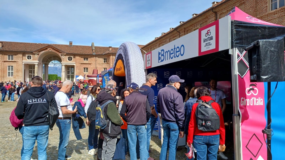 GIRO D'ITALIA A VENARIA - Riviviamo le emozioni della «Grande Partenza» - TUTTE LE FOTO