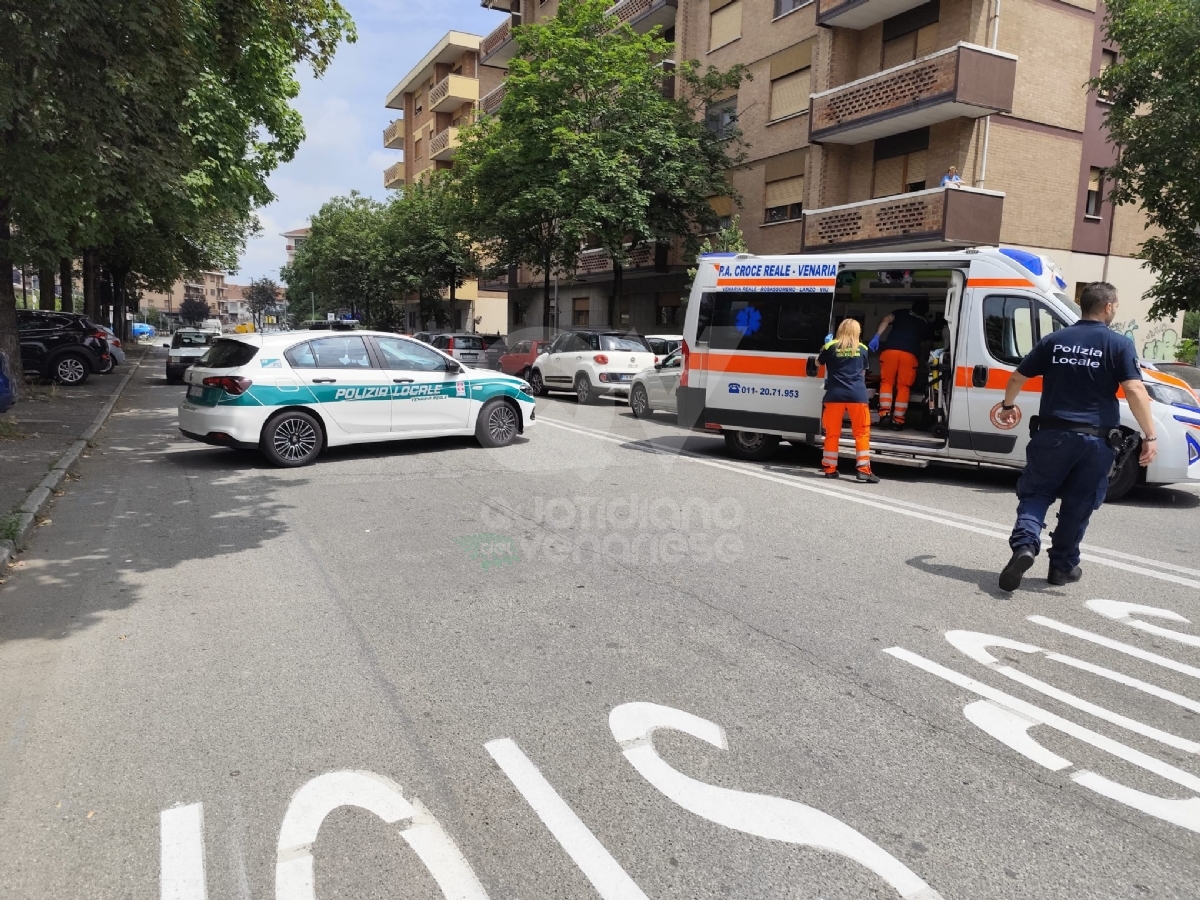 VENARIA - Uomo preso a coltellate mentre si trova in auto: accoltellatore in fuga - FOTO