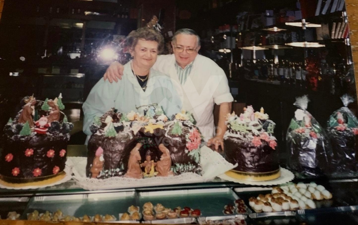 VENARIA IN LUTTO - Addio a Maria Maddalena Morsaniga, «anima» della «Pasticceria Barbero» - FOTO