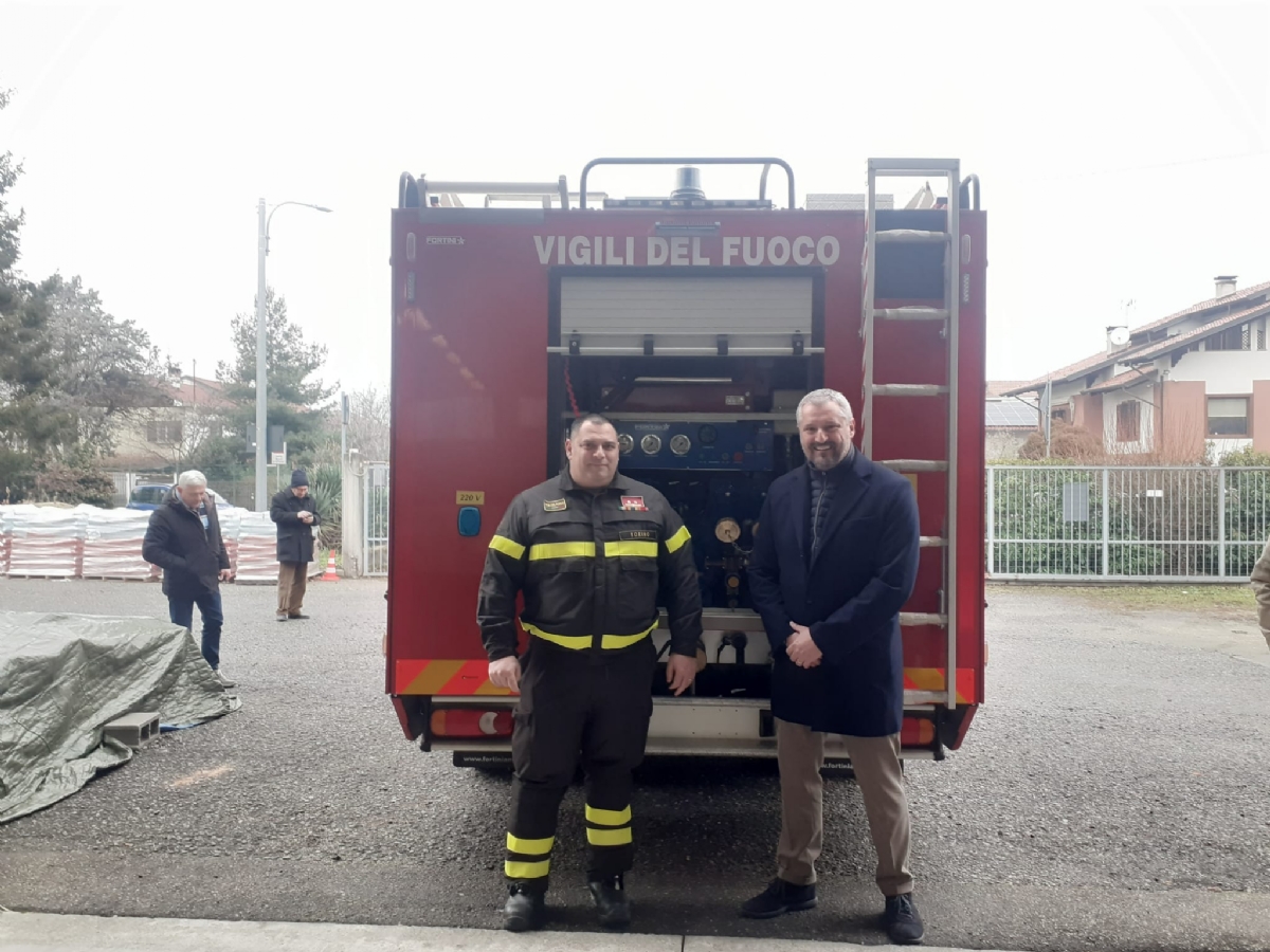 BORGARO-CASELLE-MAPPANO - Una nuova autopompa serbatoio per i Vigili del Fuoco di Caselle