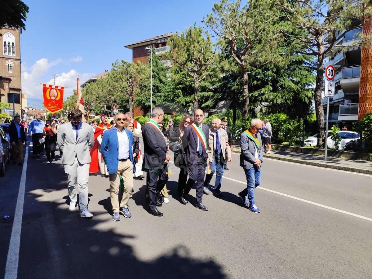 VENARIA - La Patronale dei Santi Marchese e Lorenzo caratterizzata dalla visita dell'Arcivescovo - FOTO