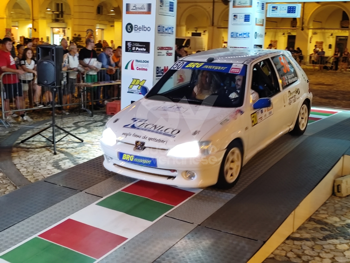 VENARIA - In Città la magia del Rally: tantissimi i curiosi e gli appassionati - FOTO