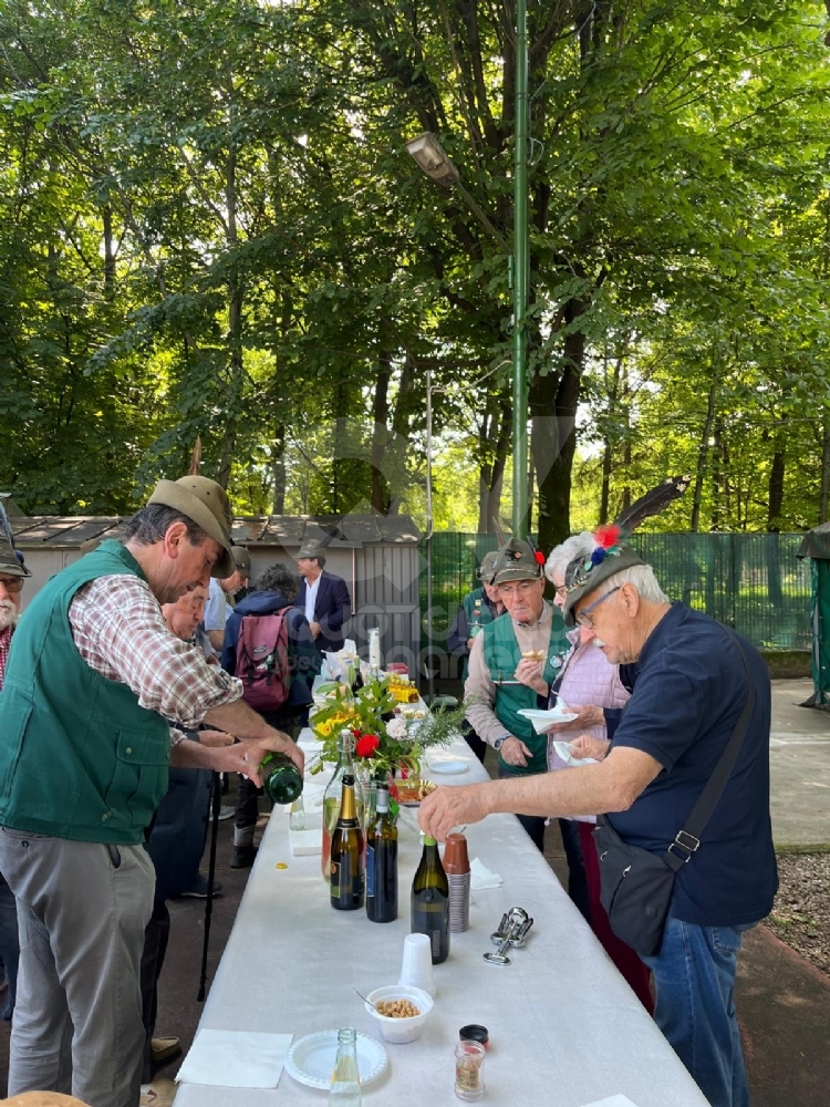 VENARIA - Buon compleanno Alpini: 98 anni per le «Penne Nere» venariesi - FOTO