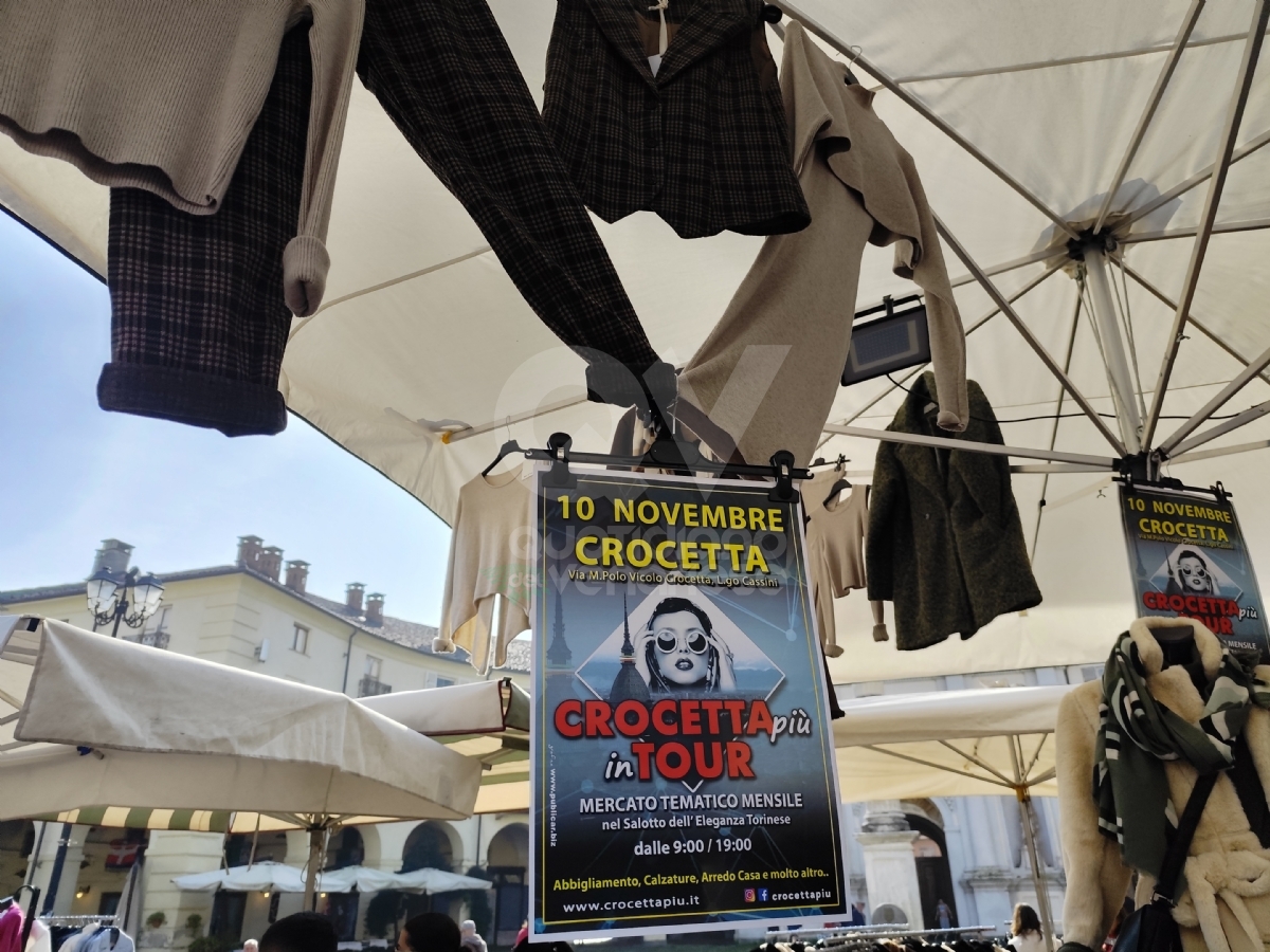 VENARIA - Centro gremito per il mercato del «Crocetta Più in Tour» - FOTO