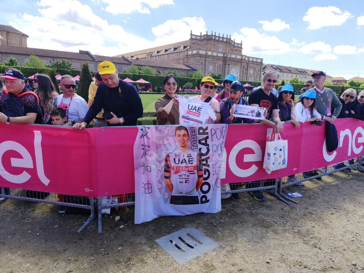 GIRO D'ITALIA A VENARIA - Una grande festa per la «Grande Partenza» - FOTO E VIDEO