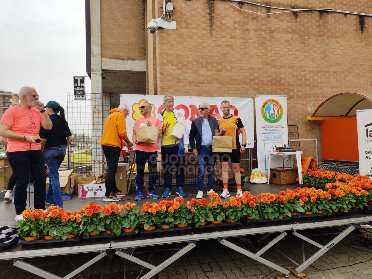 VENARIA - Atletica protagonista con la «StraVenaria»: 1.200 partecipanti - FOTO E VIDEO