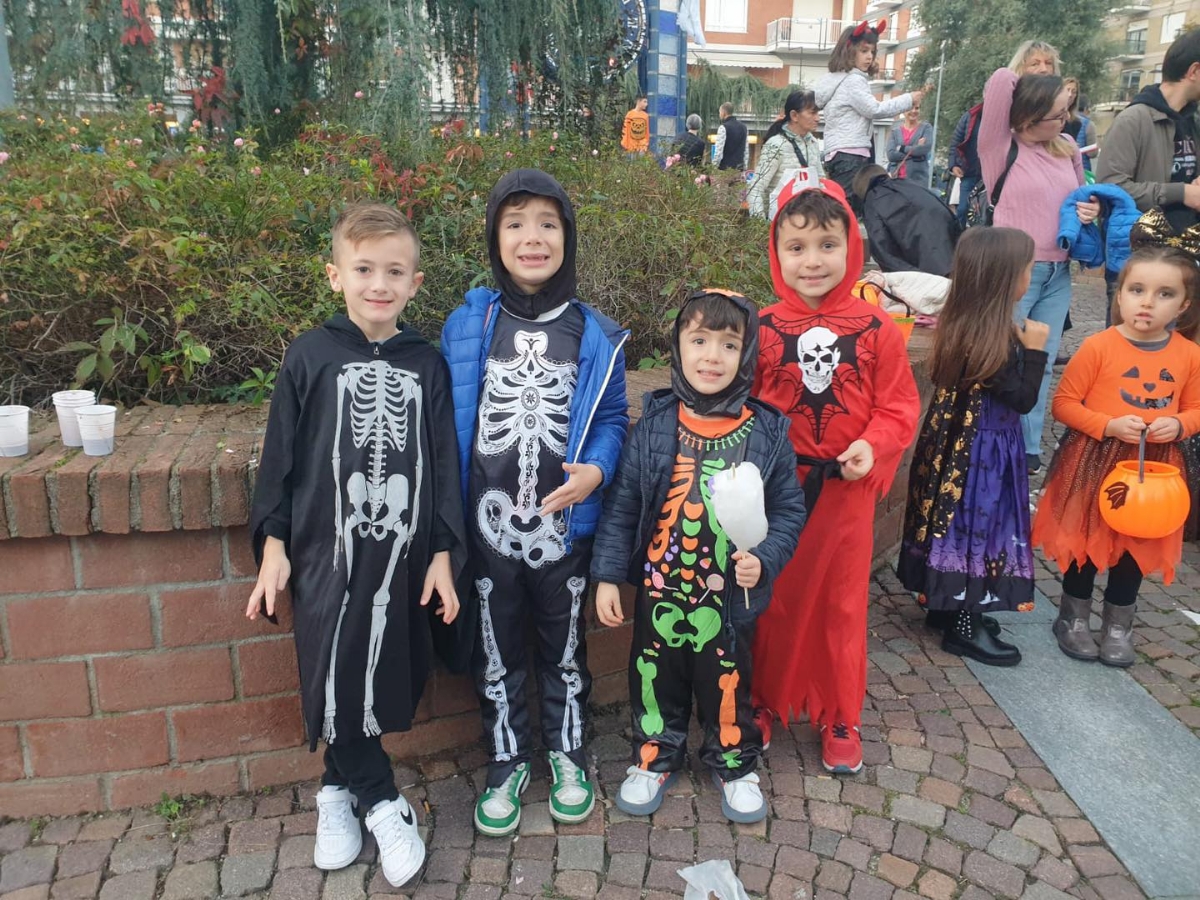 VENARIA-COLLEGNO-SAVONERA-DRUENTO-BORGARO - Halloween: «Dolcetto e Scherzetto»? Bambini protagonisti - FOTO