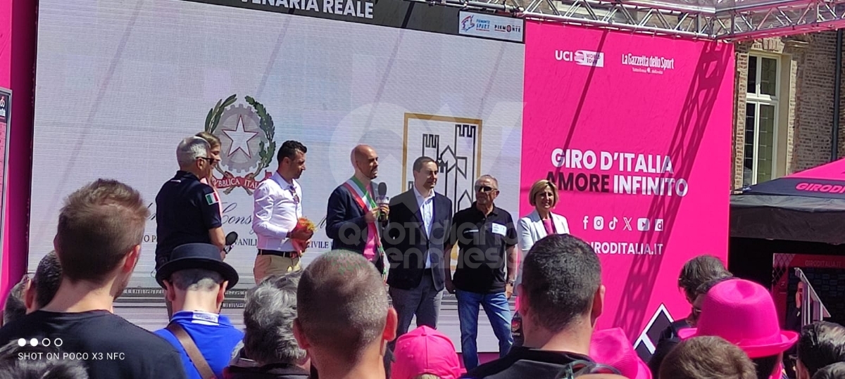 GIRO D'ITALIA A VENARIA - Riviviamo le emozioni della «Grande Partenza» - TUTTE LE FOTO