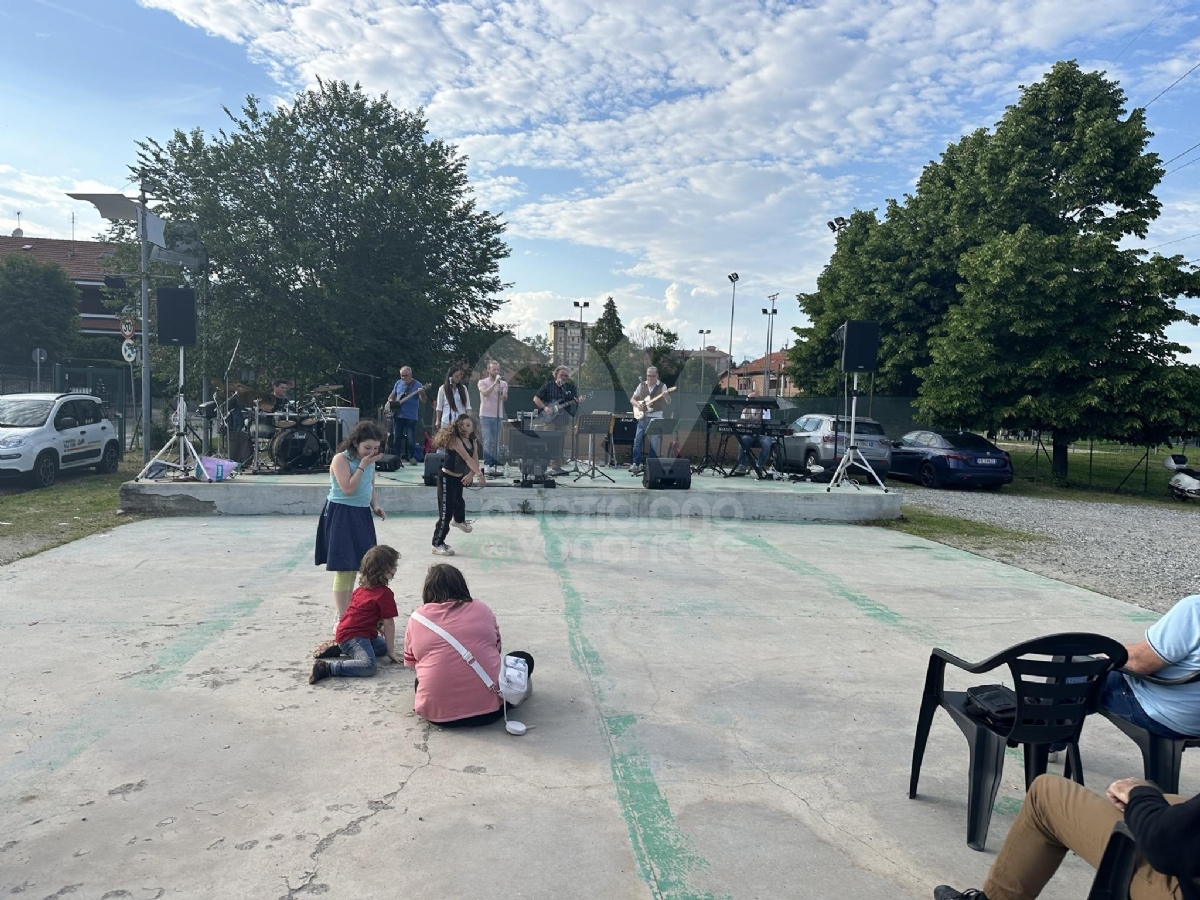 SAN GILLIO - Successo per il raduno delle auto storiche alla Bizzarria - FOTO