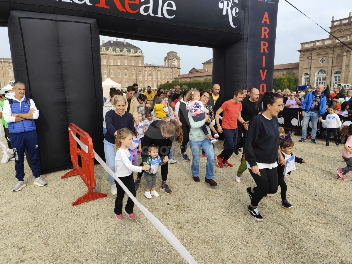 VENARIA - Oltre 300 giovani protagonisti de «La Corsa del Principino» in Reggia - FOTO