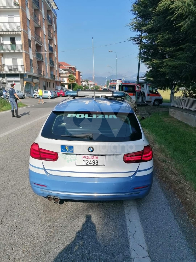 INCIDENTE A MATHI - Scoppia lo pneumatico e finisce contro un palo: un ferito - FOTO