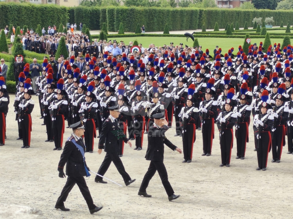 VENARIA - Emozione per il Giuramento degli Allievi Carabinieri in Reggia - FOTO E VIDEO