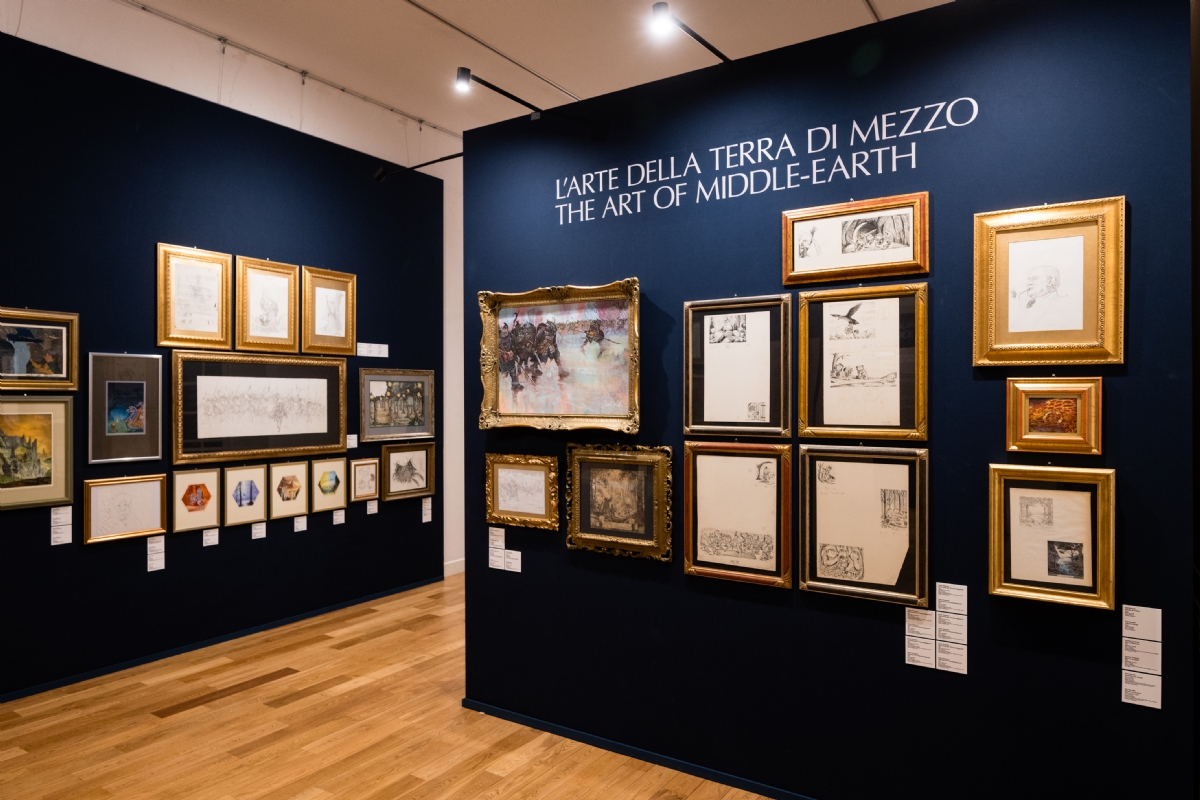 VENARIA - Una mostra dedicata a Tolkien per i 70 anni de «Il Signore degli Anelli» - FOTO